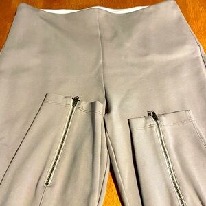 Lysse light tan Stretchy Pants with ankle zippers - L